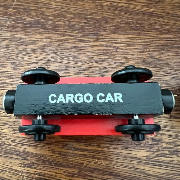 Thomas & Friends Wooden Railway Train Tank Red Cargo Car + Blue Sodor Cargo - Picture 5 of 6